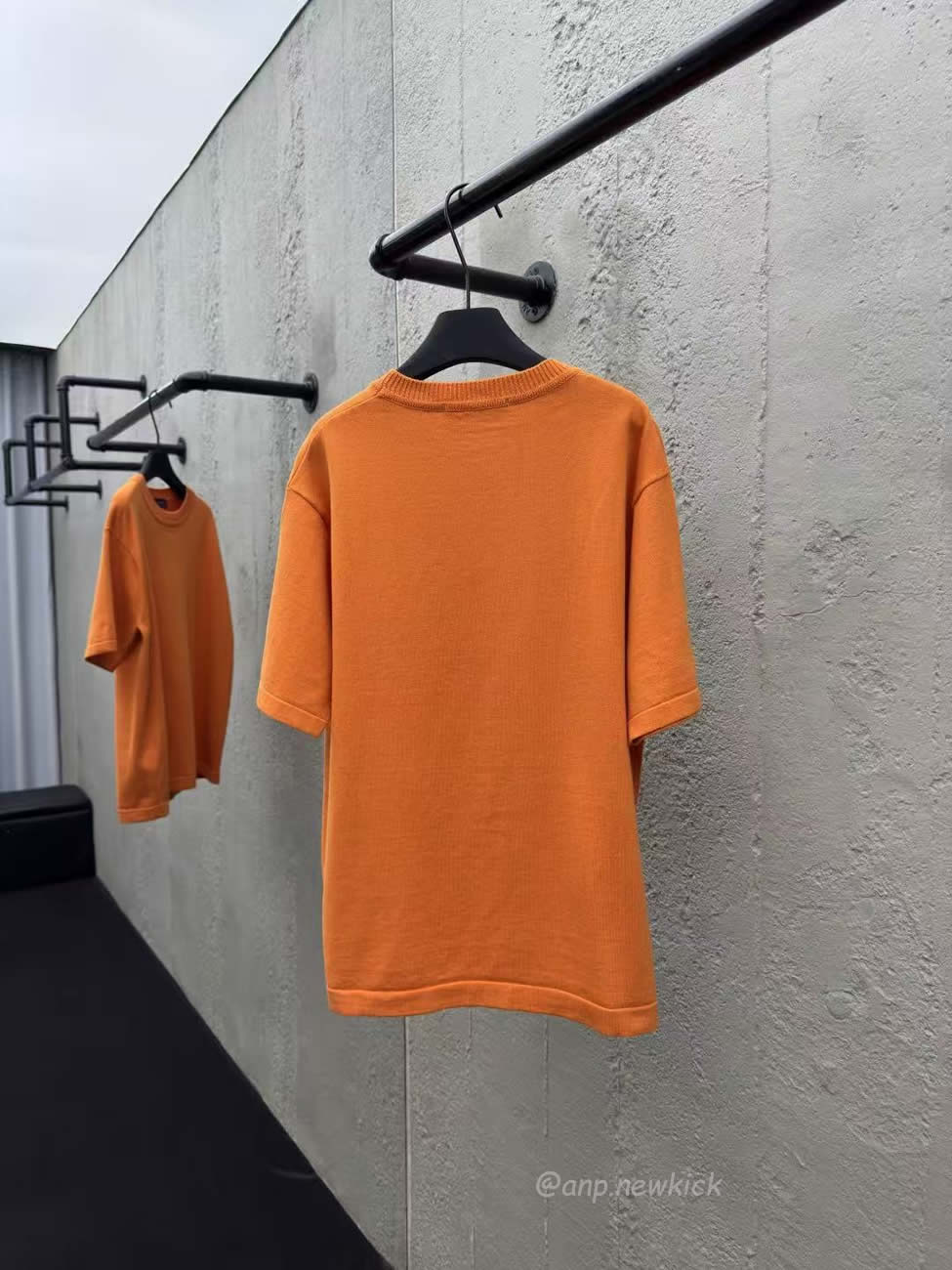 Louis Vuitton Pin Knit Short Sleeve Embroidered Logo Orange T Shirt (4) - www.newkick.org